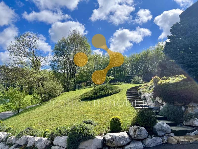 Maison - 161 m² - 6 pièces