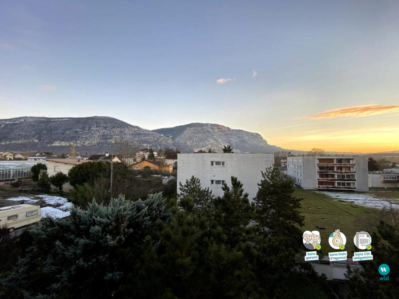 Appartement - 89 m² - 5 pièces