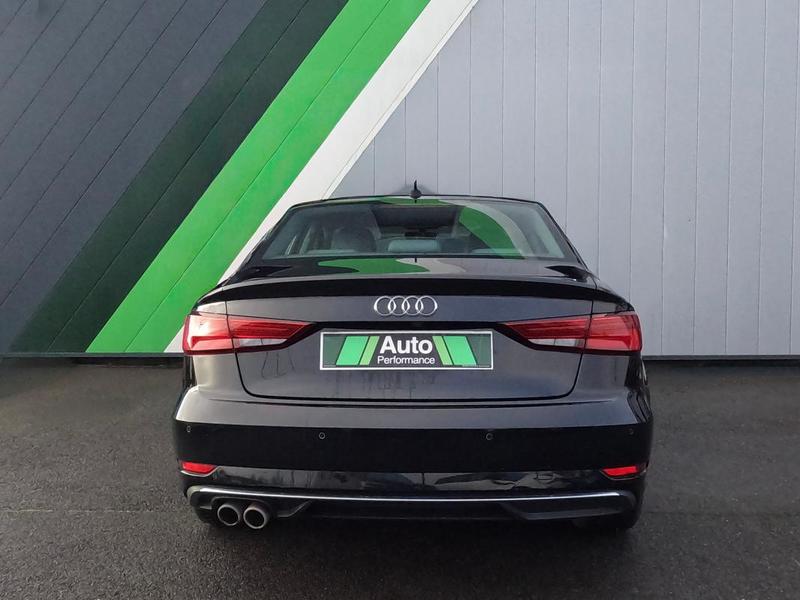 Audi A3 Berline 35 Tdi 150 s tronic 7 Design Luxe