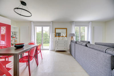 Maison - 156 m² - 7 pièces