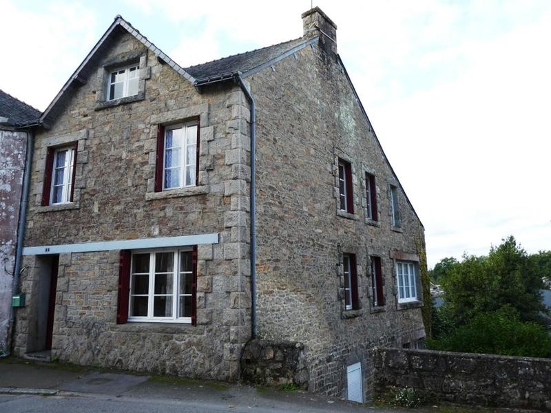 Maison en pierre - 128 m² - 7 pièces