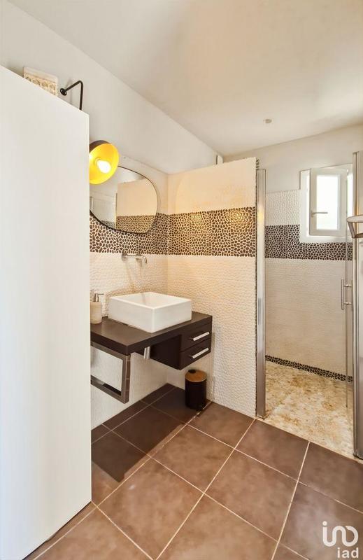 Maison - 180 m² - 6 pièces