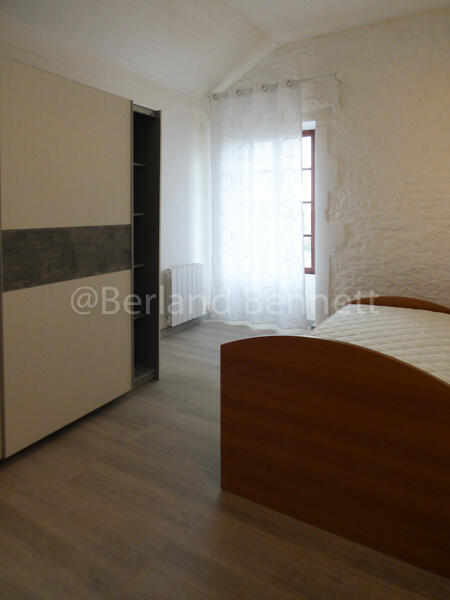 Maison en pierre - 94 m² - 4 pièces