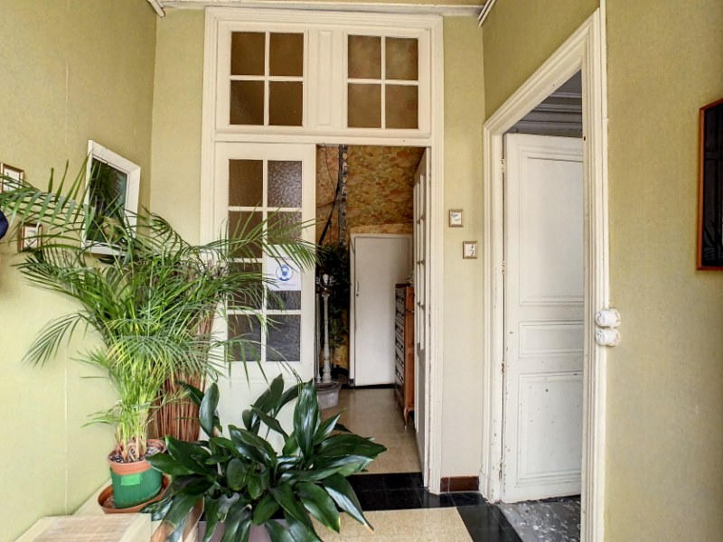 Propriété - 349 m² - 12 pièces