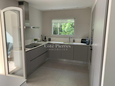 Maison - 176 m² - 4 pièces