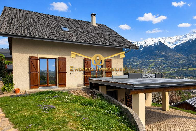 Maison - 122 m² - 6 pièces