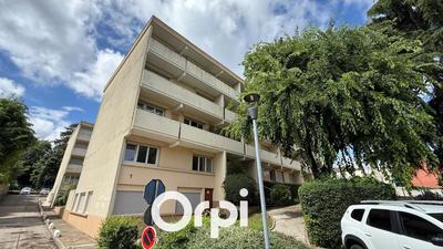Appartement - 75 m² - 4 pièces