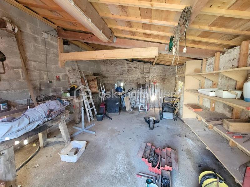 Maison en pierre - 137 m² - 7 pièces