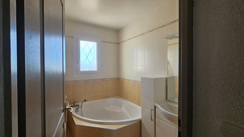 Maison - 114 m² - 5 pièces