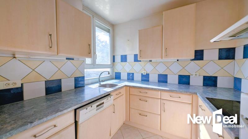 Appartement - 97 m² - 5 pièces