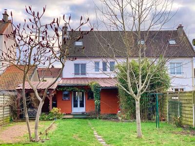 Maison jumelée - 119 m² - 5 pièces