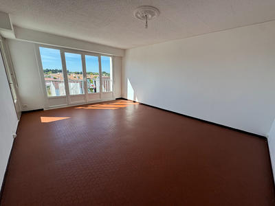 Appartement - 81 m² - 3 pièces