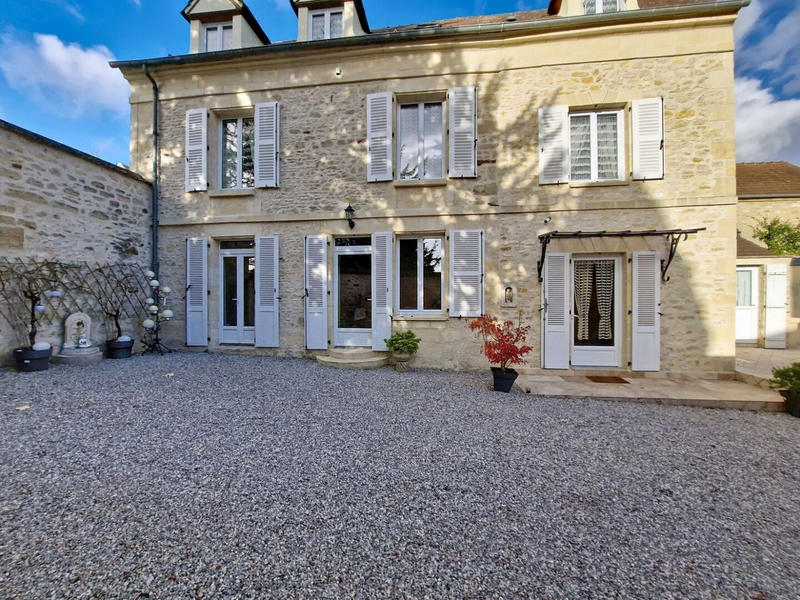 Maison - 135 m² - 5 pièces