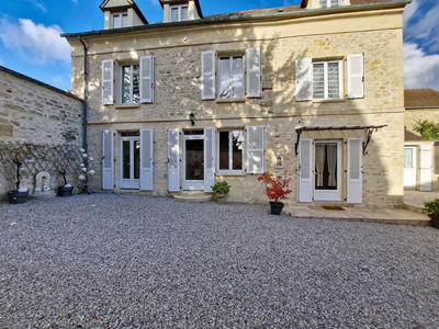Maison - 135 m² - 5 pièces