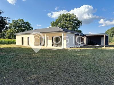 Maison - 120 m² - 4 pièces