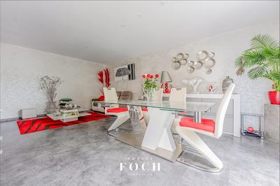 Maison - 97 m² - 4 pièces