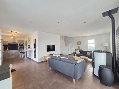 Maison - 120 m² - 6 pièces