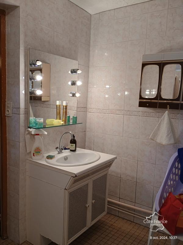 Maison de village - 210 m² - 10 pièces