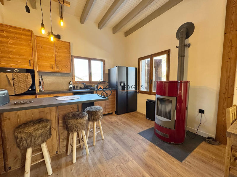 Appartement - 130 m² - 8 pièces