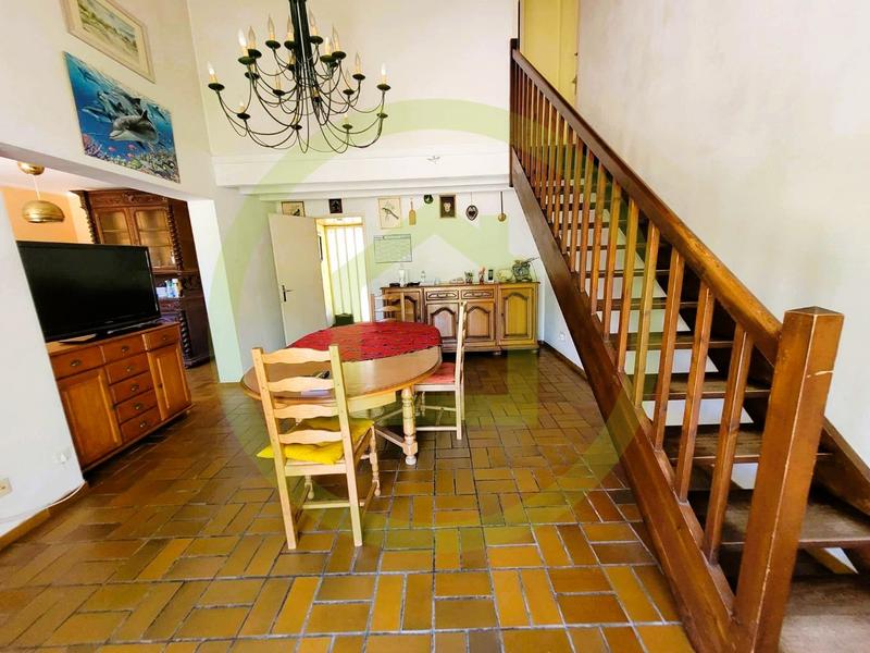 Maison - 111 m² - 4 pièces