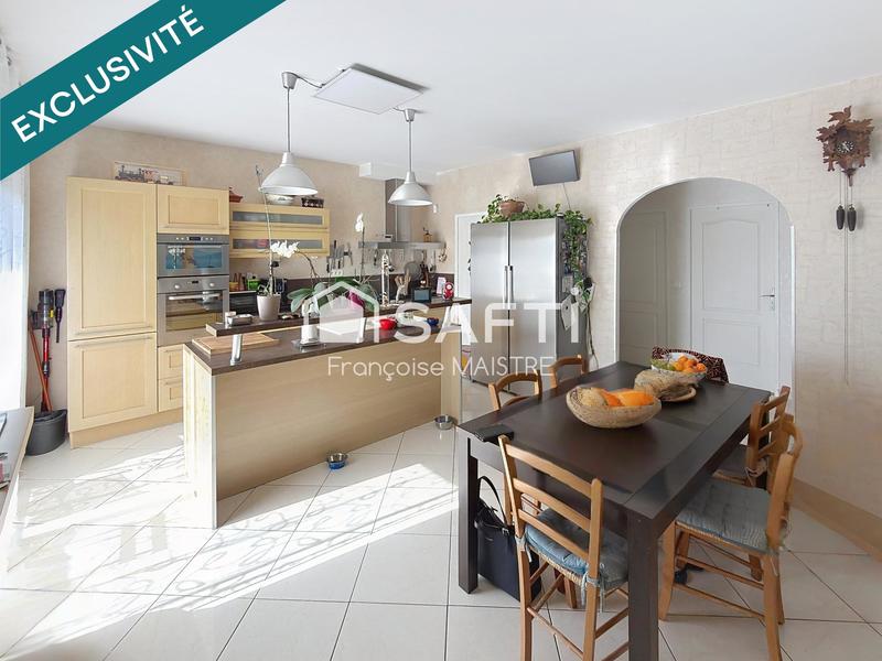 Maison - 168 m² - 6 pièces