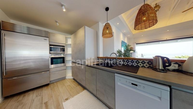 Villa - 206 m² - 4 pièces