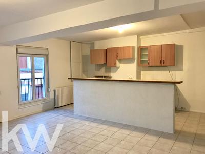 Appartement - 85 m² - 3 pièces