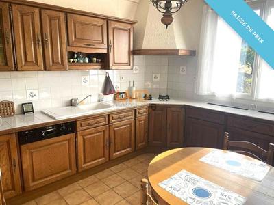 Maison - 151 m² - 7 pièces