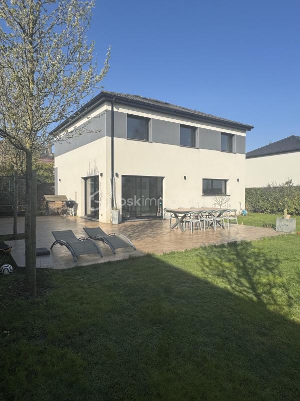 Maison - 150 m² - 6 pièces