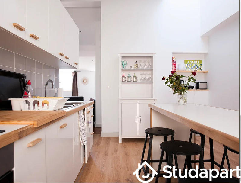 Chambre - 15 m² - 1 pièce