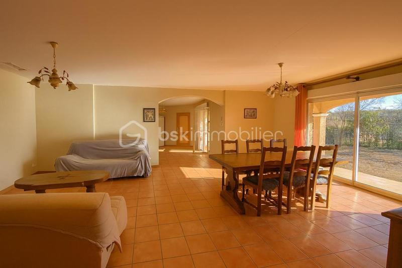 Maison traditionnelle - 100 m² - 4 pièces