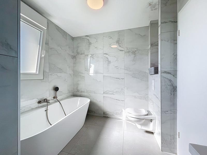 Maison - 102 m² - 5 pièces