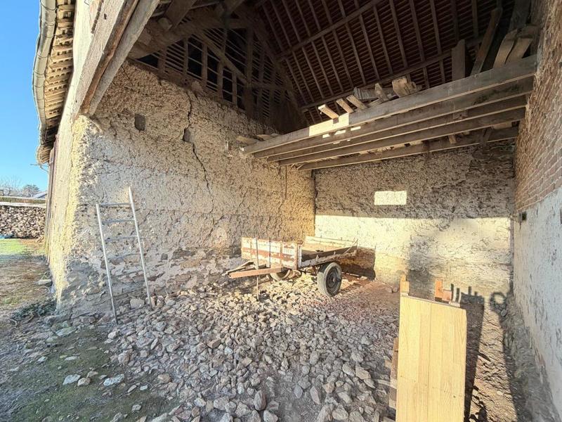 Grange - 120 m² - 1 pièce