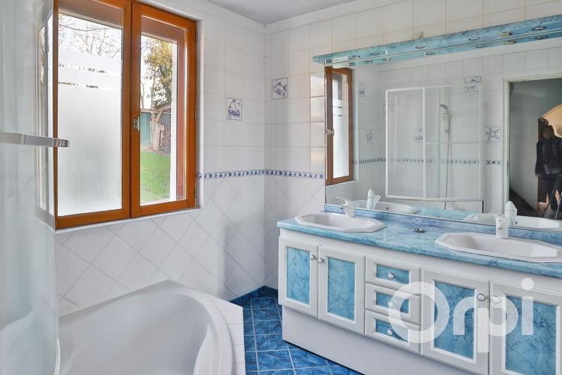 Maison - 95 m² - 6 pièces