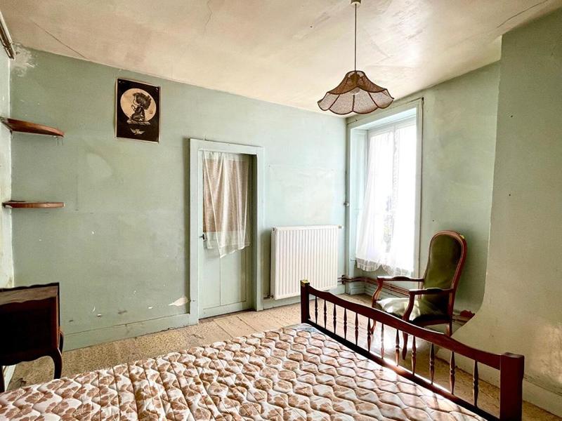 Propriété - 310 m² - 7 pièces