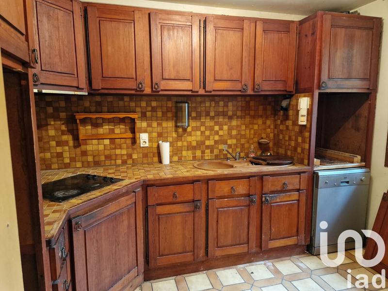 Maison - 176 m² - 8 pièces