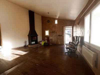 Maison - 150 m² - 5 pièces