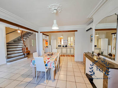 Maison ancienne - 176 m² - 7 pièces