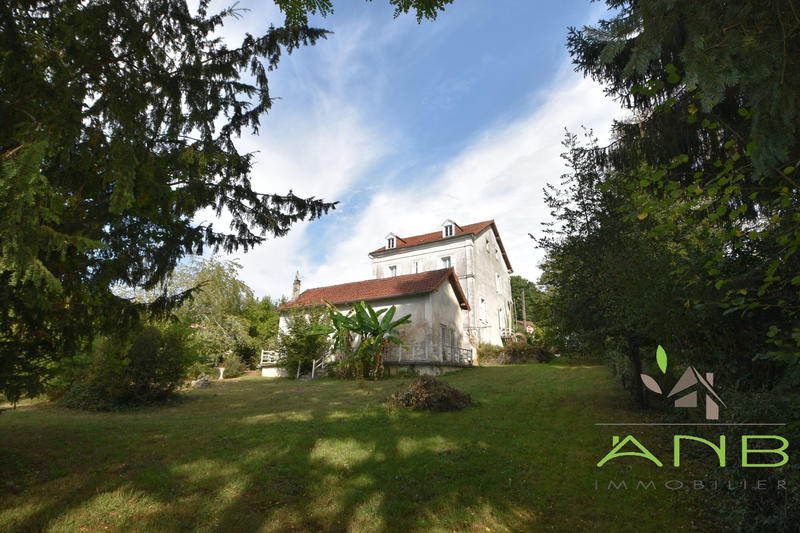 Maison ancienne - 203 m² - 10 pièces