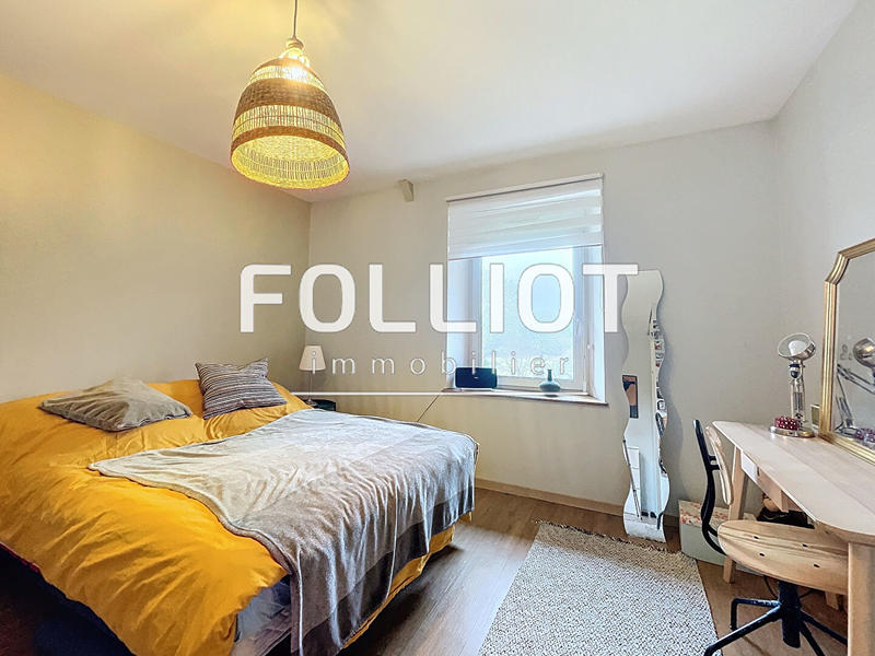 Maison - 240 m² - 10 pièces