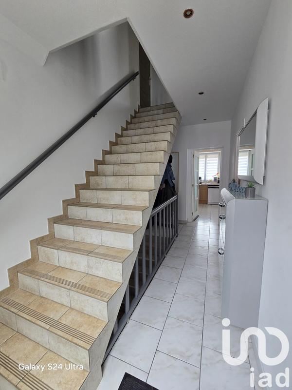 Maison - 95 m² - 5 pièces