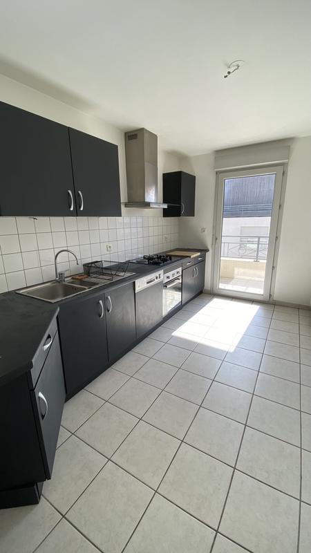 Appartement - 98 m² - 4 pièces