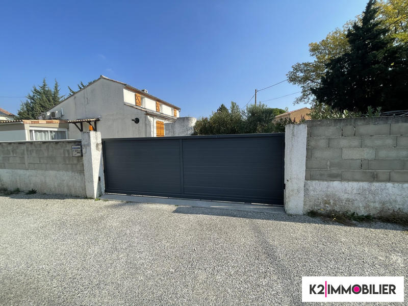 Maison traditionnelle - 107 m² - 6 pièces