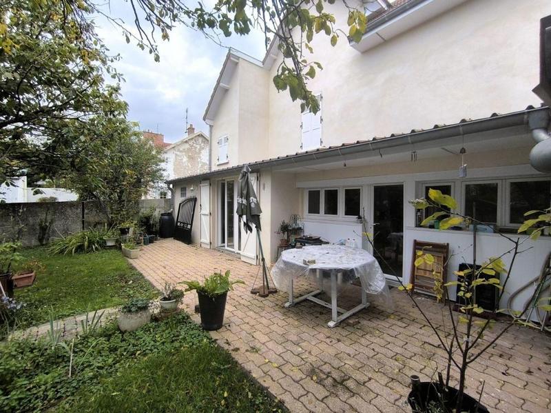 Maison - 156 m² - 6 pièces