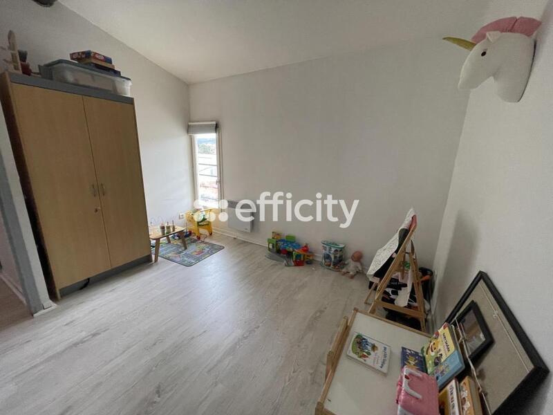 Appartement - 110 m² - 5 pièces