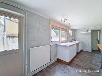 Maison - 107 m² - 5 pièces
