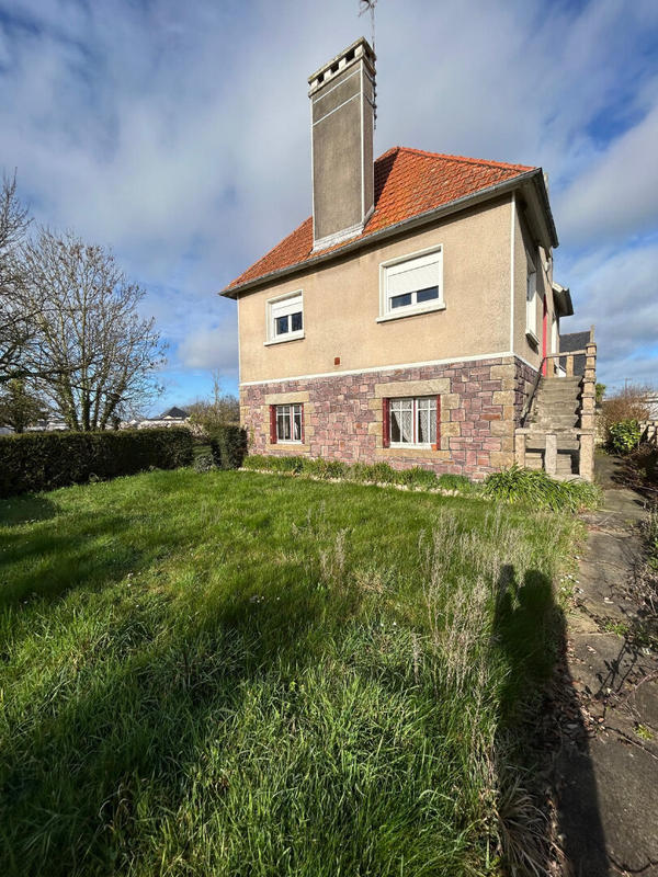 Maison - 102 m² - 5 pièces