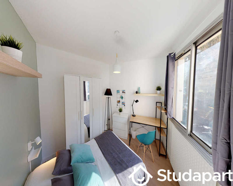 Chambre - 50 m² - 1 pièce