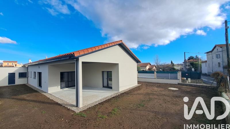 Maison - 122 m² - 5 pièces