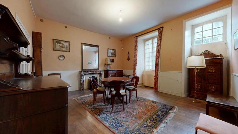 Maison bourgeoise - 212 m² - 6 pièces